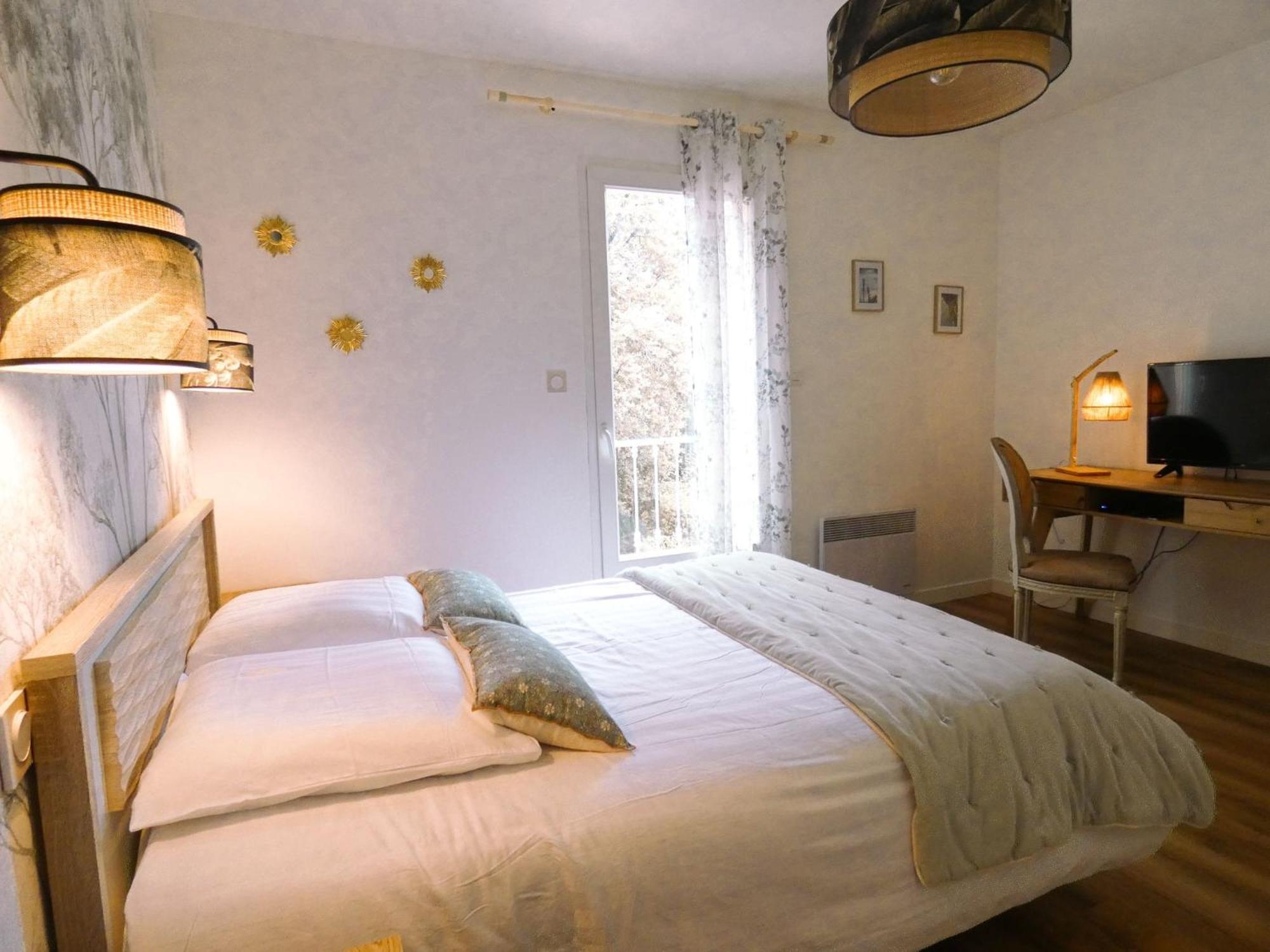 Chambre D'Hote L'Oree Des Buis Vouille  Exterior photo